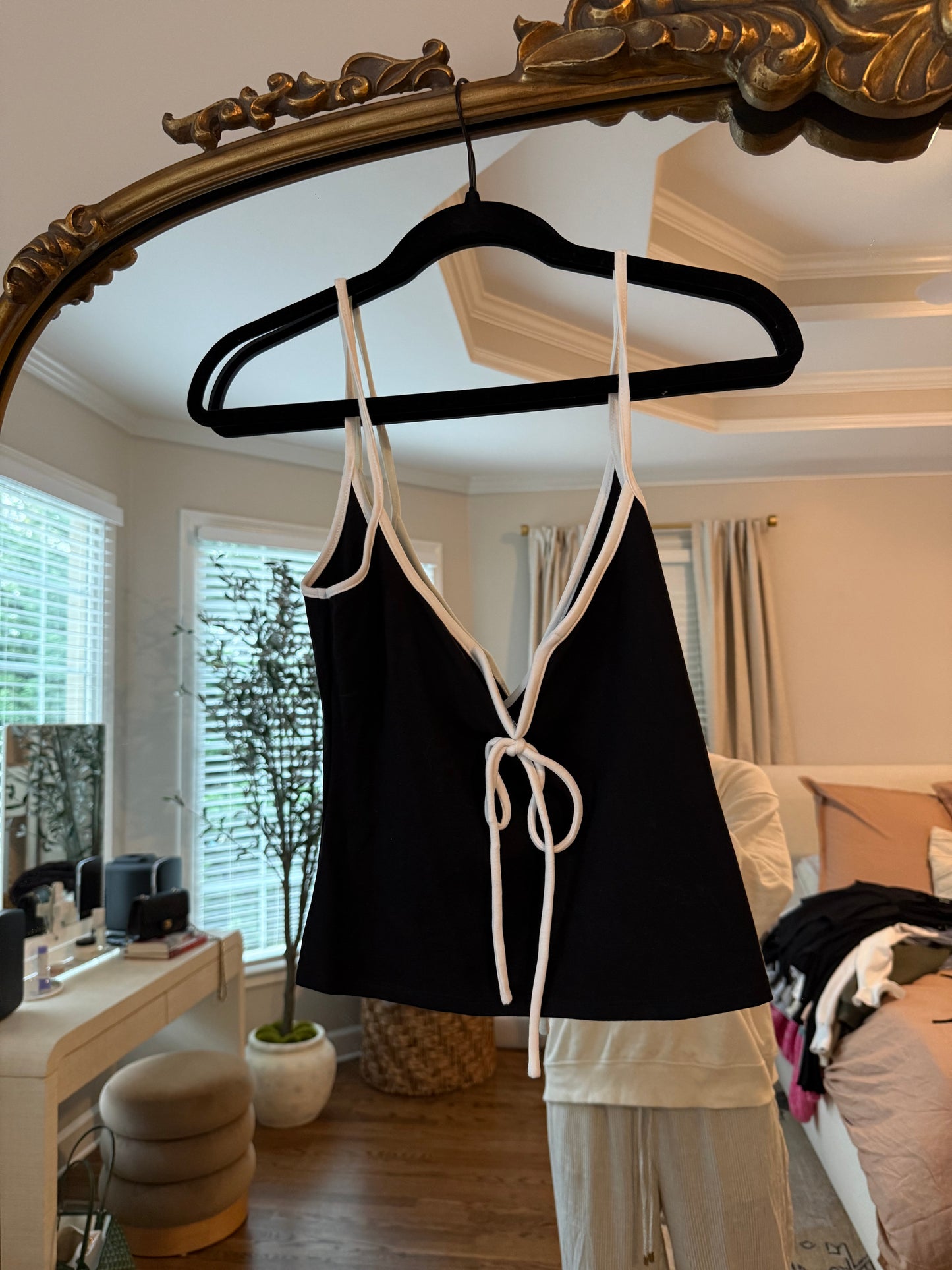 Revolve top size m