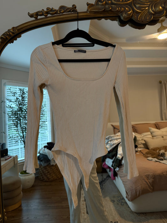 Long sleeve bodysuit size m