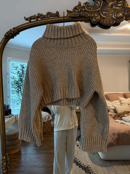 Crop turtle neck size m