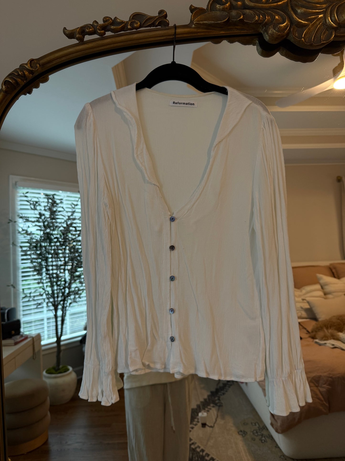 Reformation top - unknown size but prob m