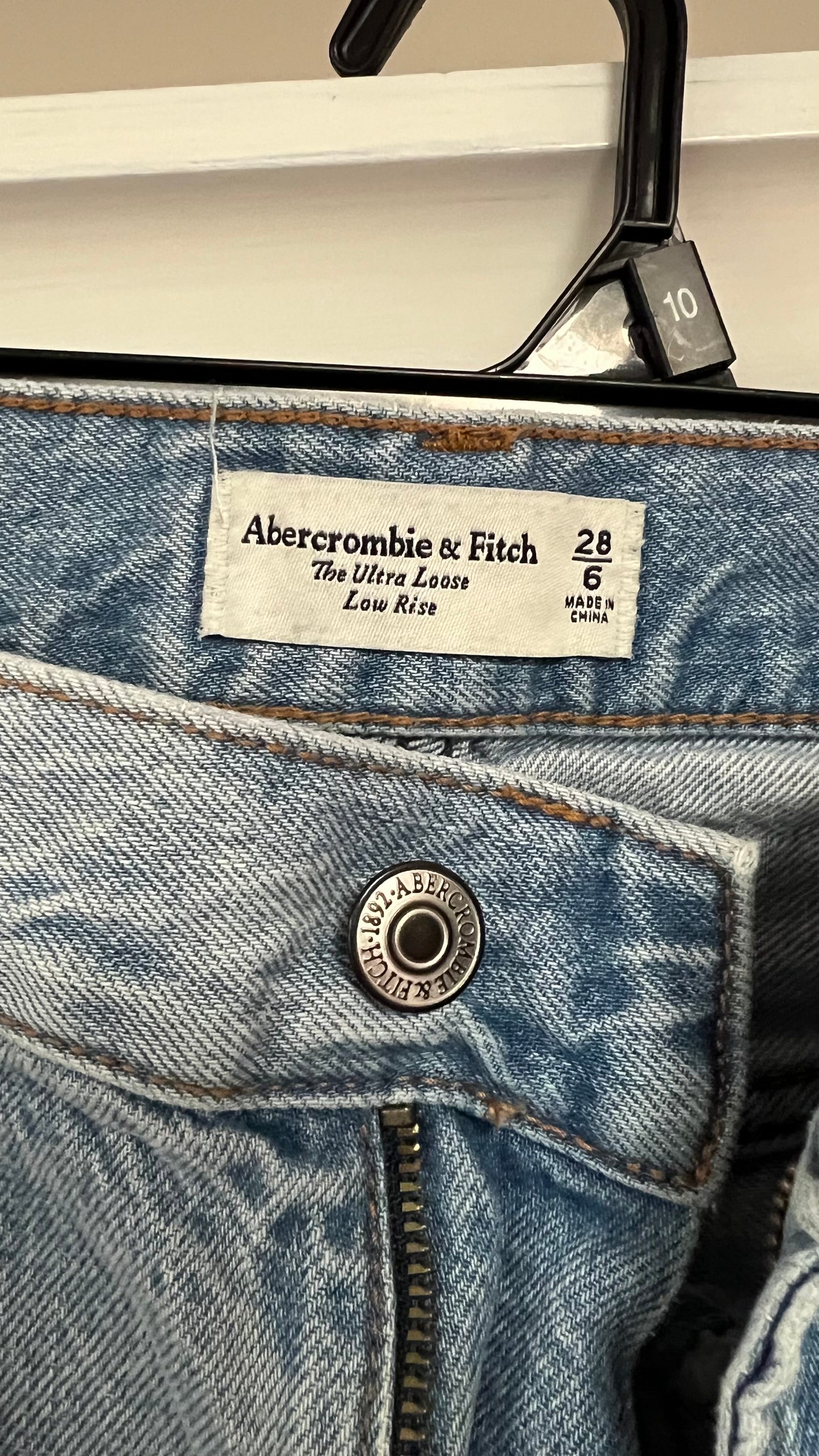 Abercrombie & fitch low rise jeans