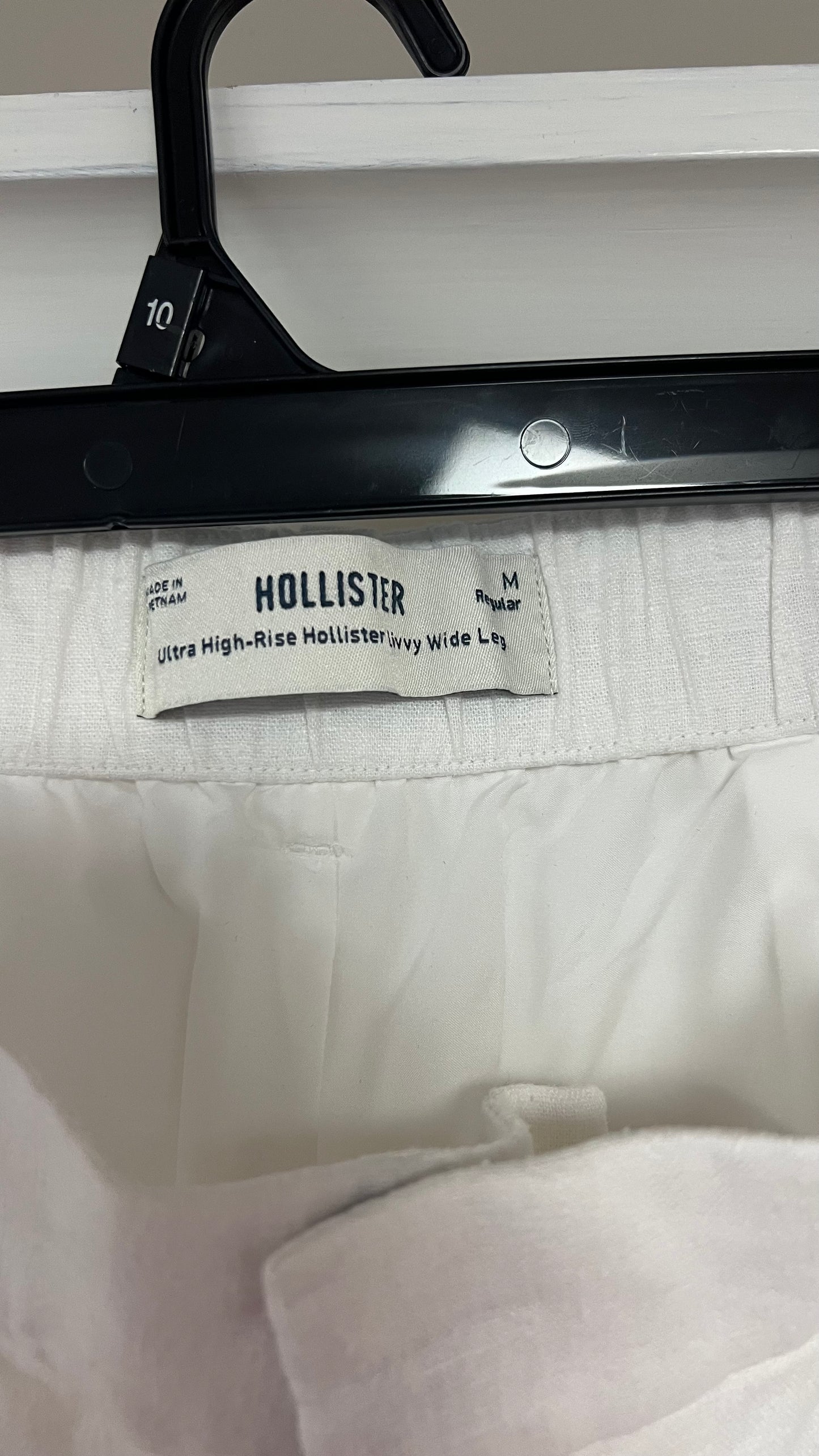 Hollister ultra high white pants
