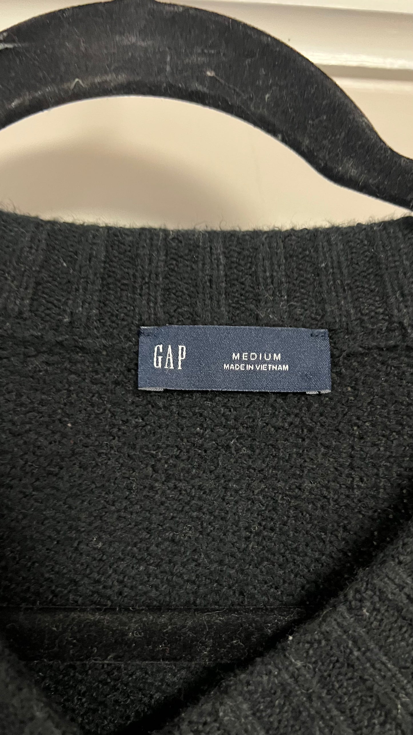 Gap black cardigan