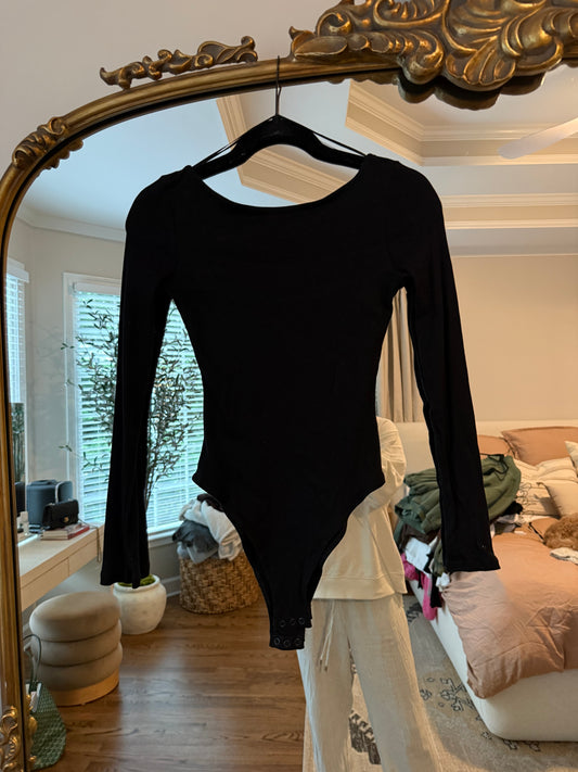 Long sleeve bodysuit size m