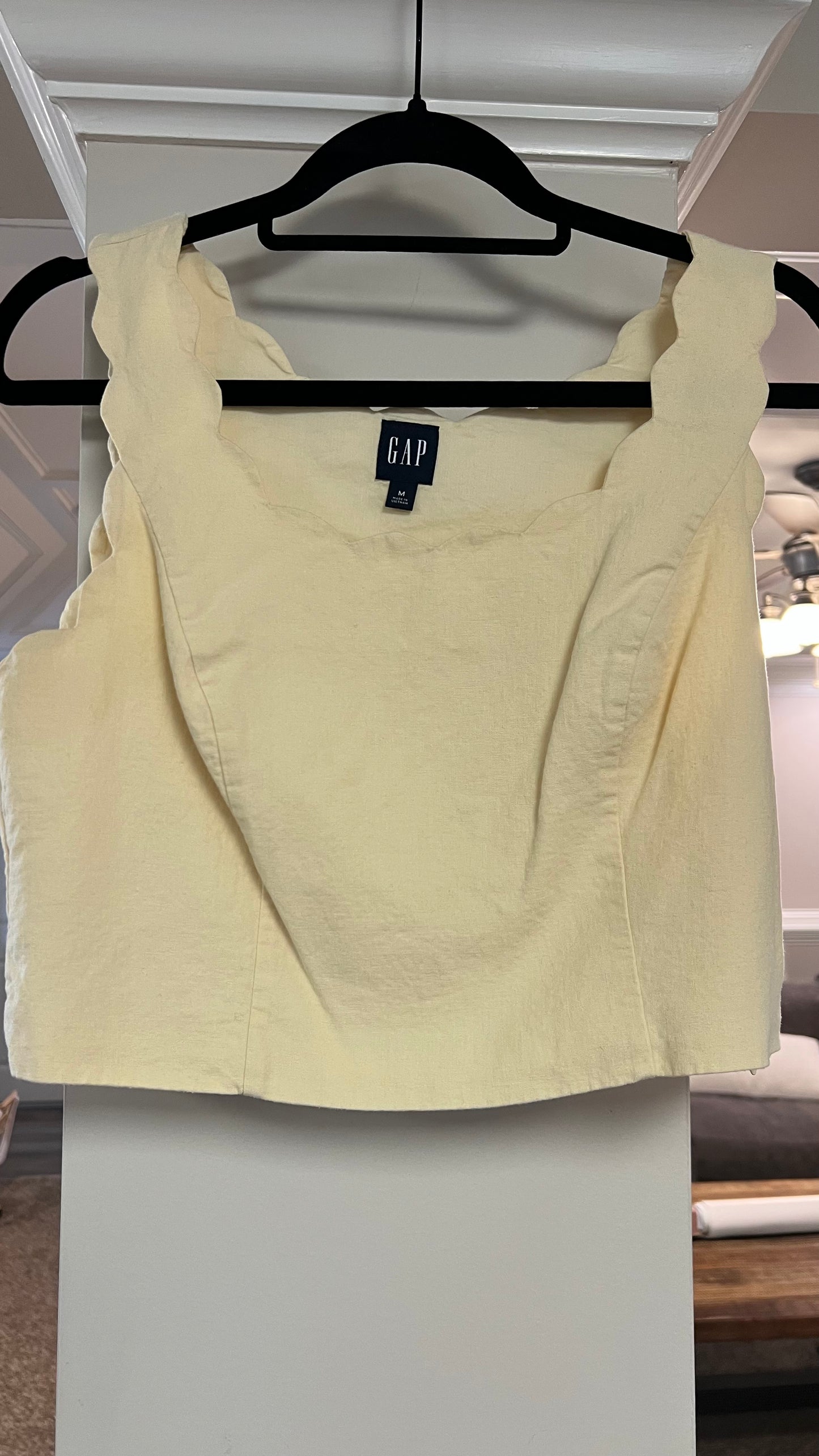 Gap butter yellow skirt set