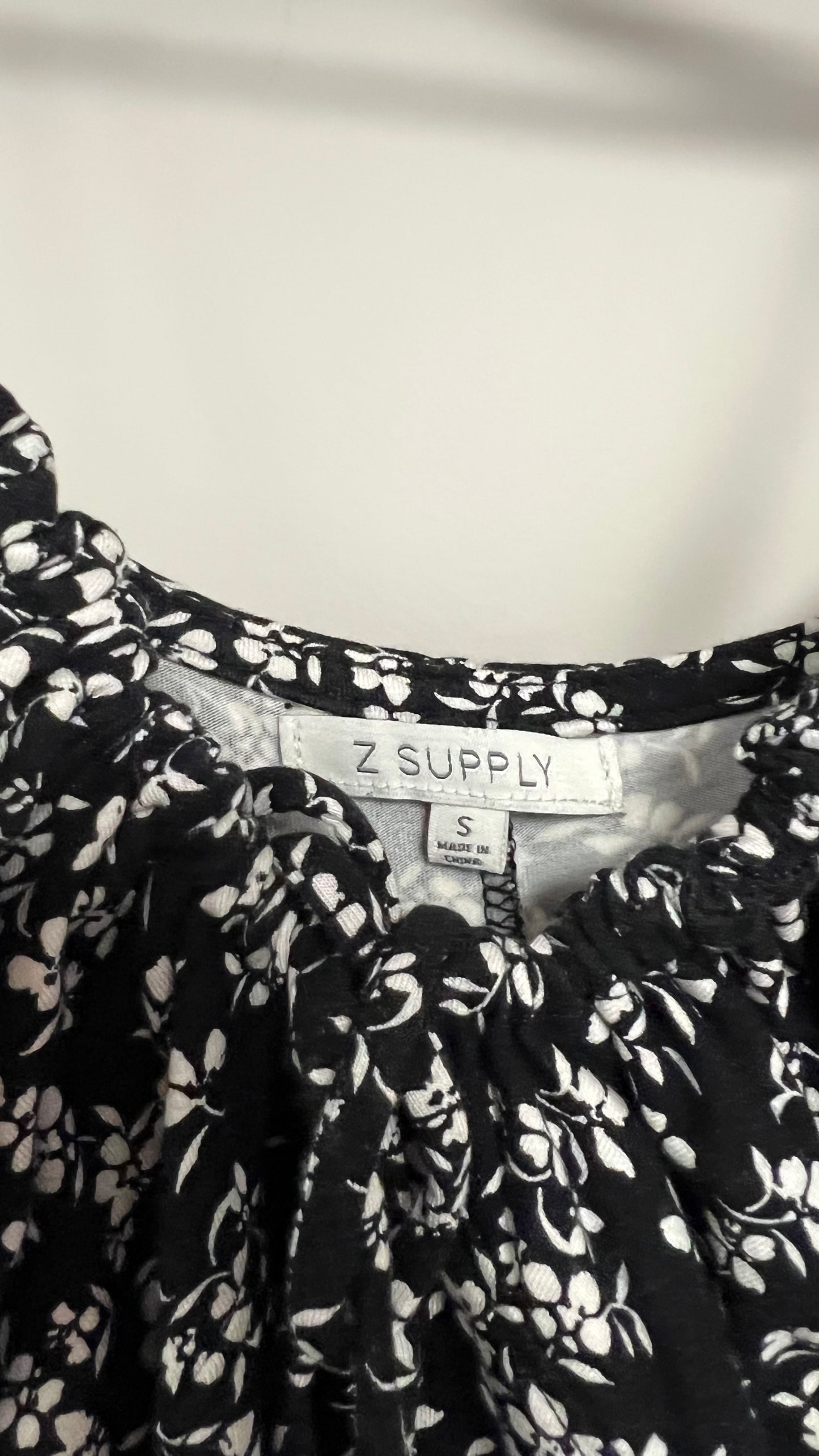 Z supply flowersblack maxi dress