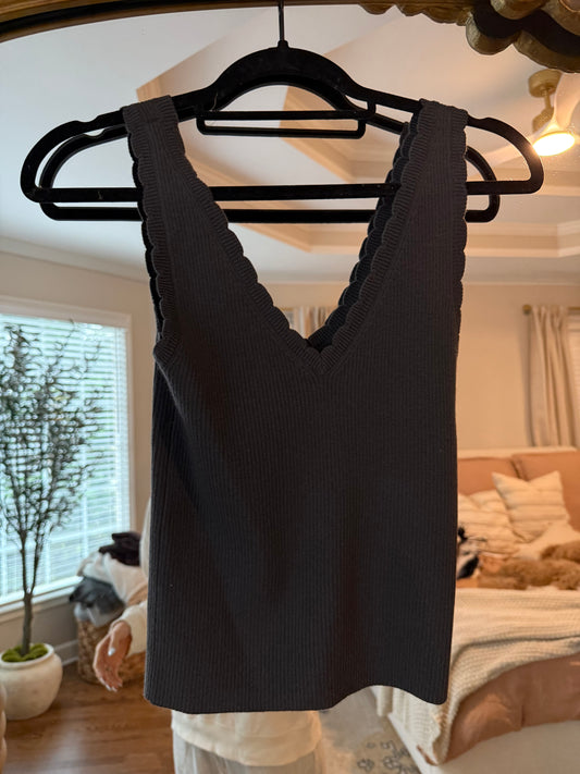 AE Dark grey tank size m brand new